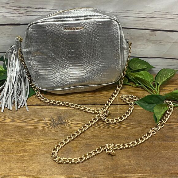 Victoria's Secret Handbag Crossbody Purse Silver Gold Chain Strap Tassel VS - Picture 1 of 8